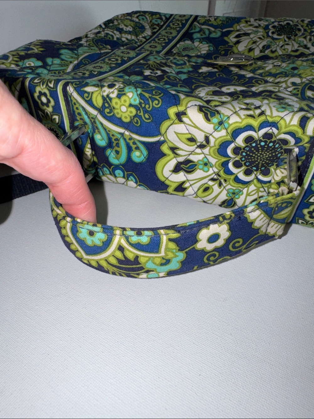 Vera Bradley Laptop Messenger Bag Crossbody Rhythm & Blues Vintage - Picture 10 of 12